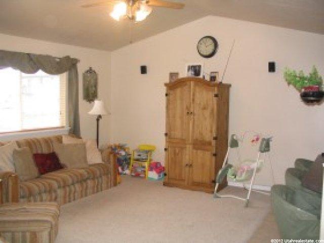 1174 N 125 E, Harrisville, UT 84404 — photo 2