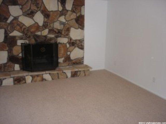 2441 E Quail Run Dr, Sandy, UT 84093 — photo 3