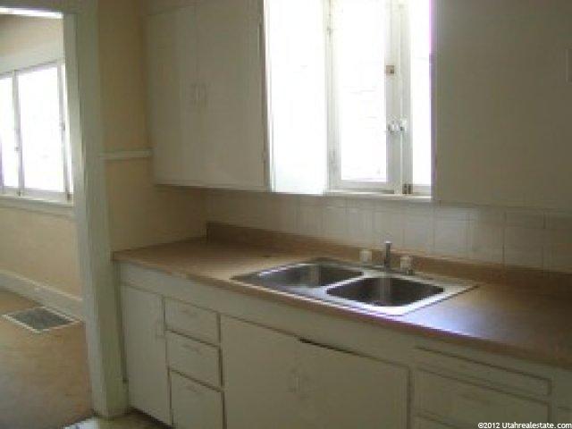 711 W Cahoon St, Ogden, UT 84401 — photo 3