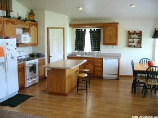 160 W 300 S, Mona, UT 84645 — photo 4