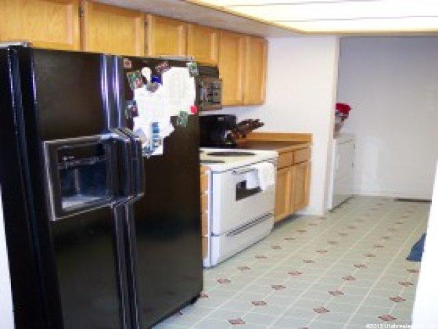 9185 Jefferson Pl, Sandy, UT 84070 — photo 3