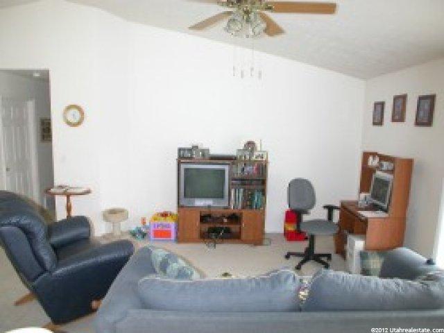 1431 N 2425 W, Layton, UT 84041 — photo 3