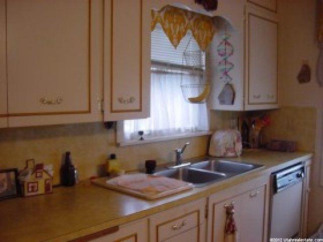 2952 Fowler Ave, Ogden, UT 84403 — photo 6