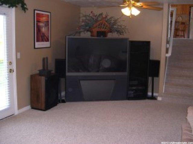 257 S 950 W, Layton, UT 84041 — photo 3