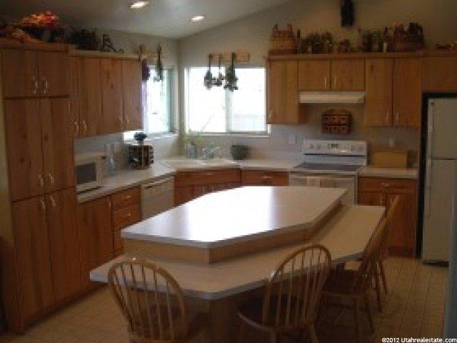 257 S 950 W, Layton, UT 84041 — photo 5