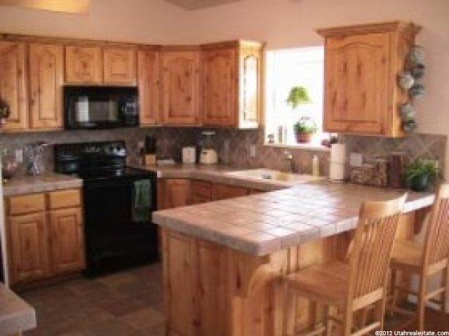 327 Alpinhof Cir, Midway, UT 84049 — photo 3