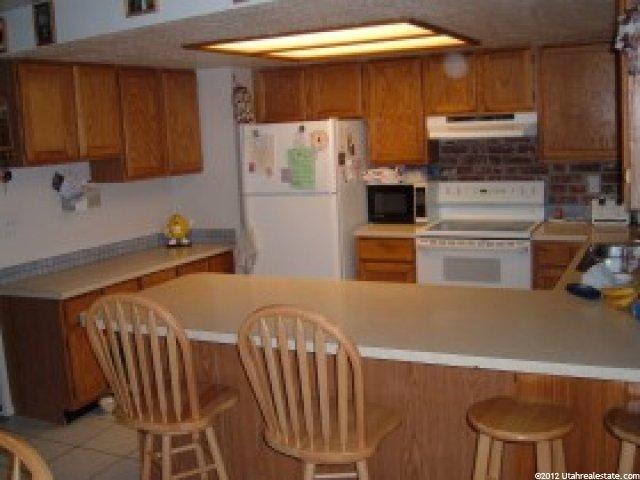 5865 S 3950 W, Roy, UT 84067 — photo 3