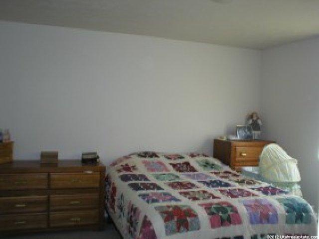 2596 N 2275 W, Clinton, UT 84015 — photo 3