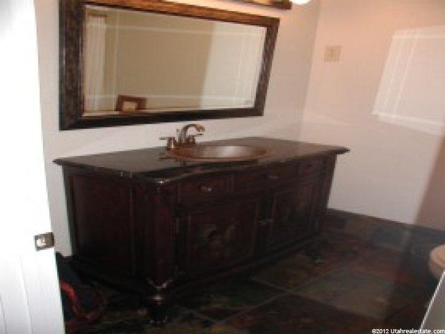 1393 E Sandy Hills Dr S, Sandy, UT 84093 — photo 5