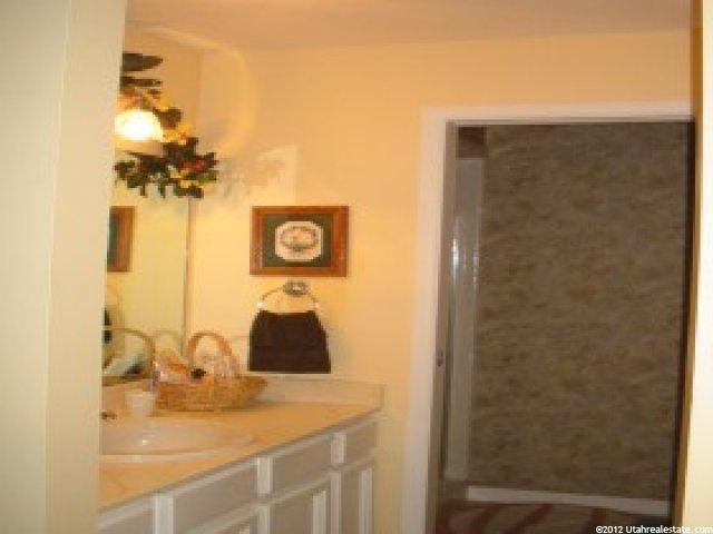 2418 E Granite Hills Dr, Sandy, UT 84092 — photo 5