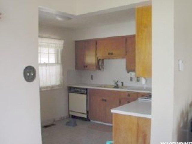 919 E 1000 S, Clearfield, UT 84015 — photo 4
