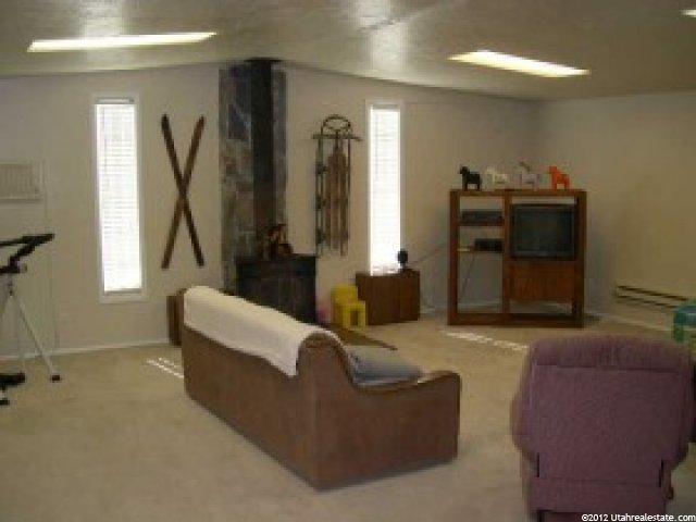1077 N 250 W, Sunset, UT 84015 — photo 3