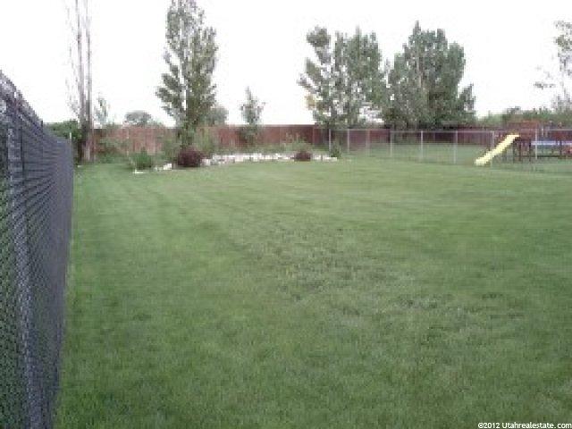 1758 S 300 E, Kaysville, UT 84037 — photo 3