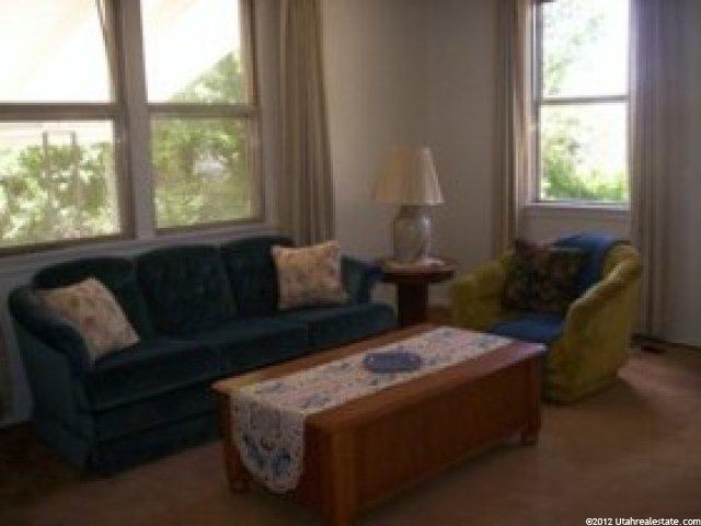 3865 Grandview Dr, Ogden, UT 84403 — photo 2