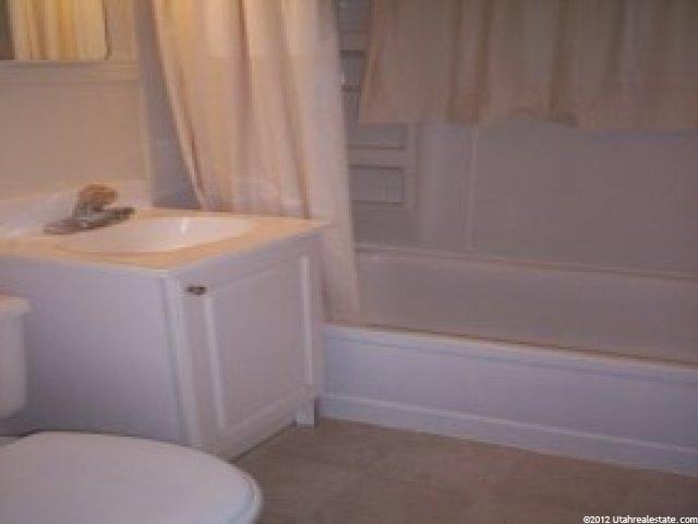 3865 Grandview Dr, Ogden, UT 84403 — photo 5