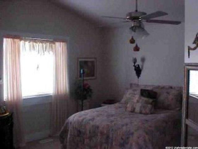 1786 N Clark Dr W, Layton, UT 84040 — photo 4