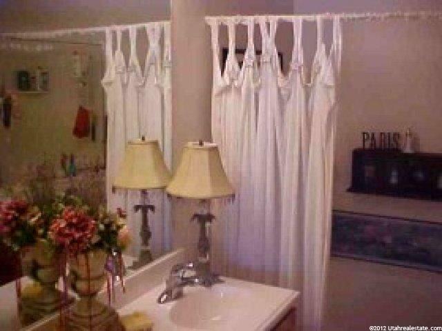 1786 N Clark Dr W, Layton, UT 84040 — photo 6