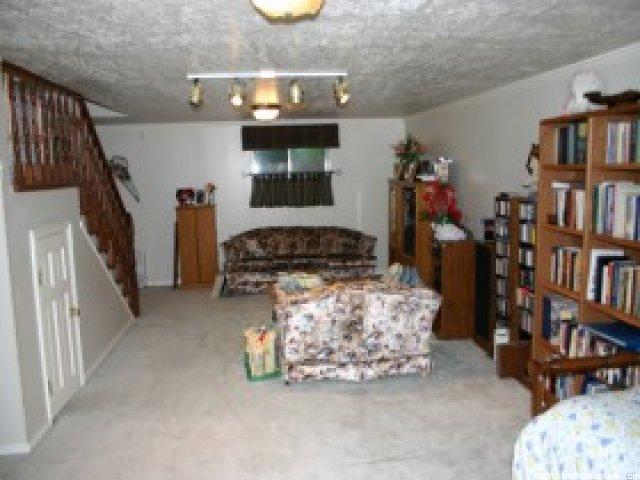 8188 Miranda Ln, Sandy, UT 84093 — photo 6