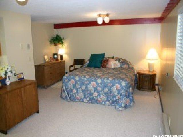 8188 Miranda Ln, Sandy, UT 84093 — photo 8