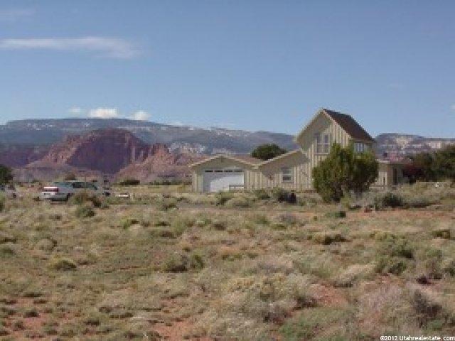 950 E Highway 24, Torrey, UT 84775 — photo 2