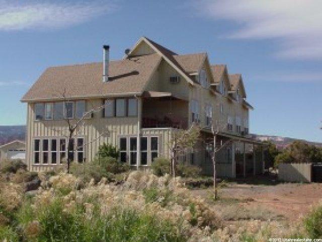 950 E Highway 24, Torrey, UT 84775 — photo 6