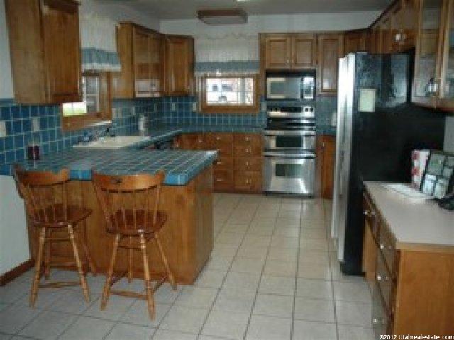 889 E 2500 N, North Logan, UT 84341 — photo 3