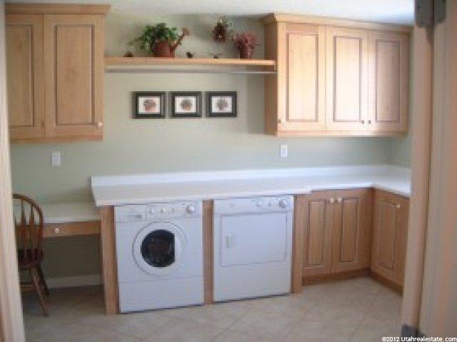 2039 E Aspen View Ct, Sandy, UT 84092 — photo 4