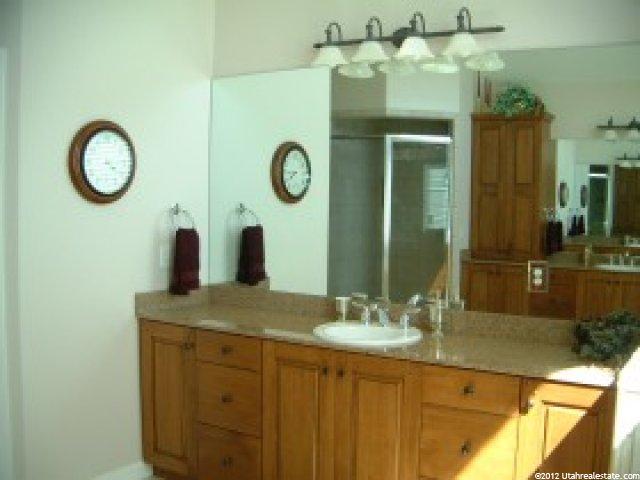 2039 E Aspen View Ct, Sandy, UT 84092 — photo 8