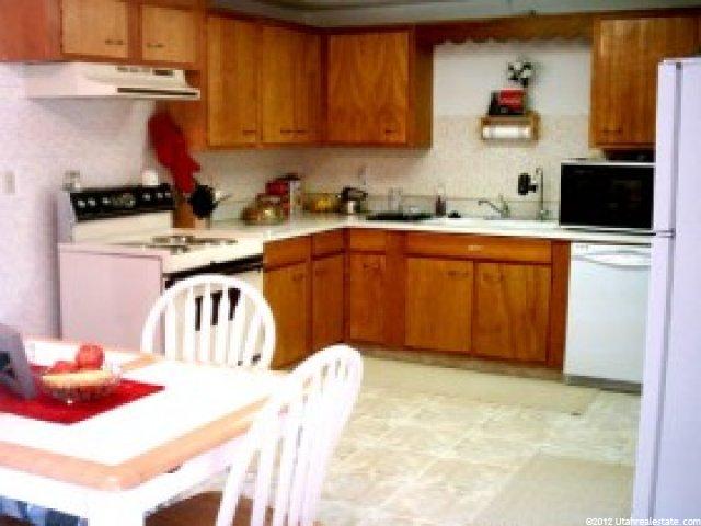 640 W 1875 N, Layton, UT 84041 — photo 5
