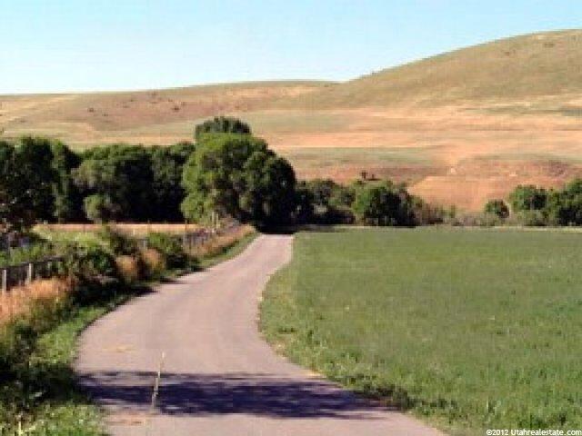 1825 E Canyon Rd, Paradise, UT 84328 — photo 3