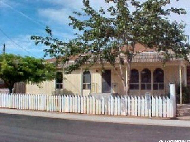 2324 Arrowhead Trl, Santa Clara, UT 84765 — photo 3