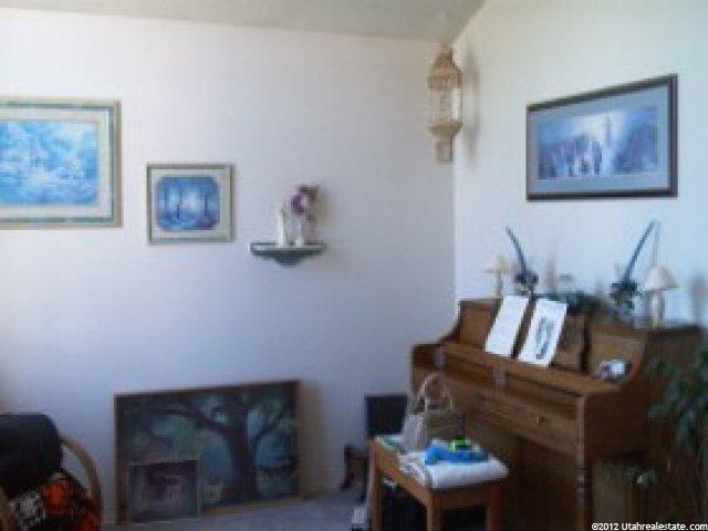 1152 W 2450 N, Clinton, UT 84015 — photo 2