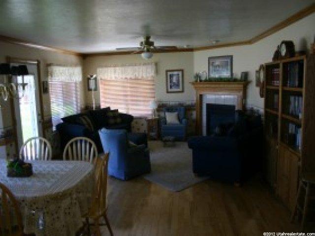 975 E Canterbury Dr, Logan, UT 84321 — photo 3