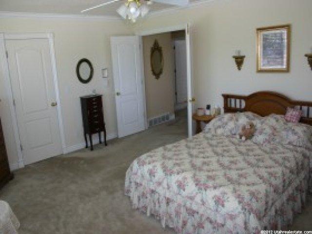 975 E Canterbury Dr, Logan, UT 84321 — photo 6