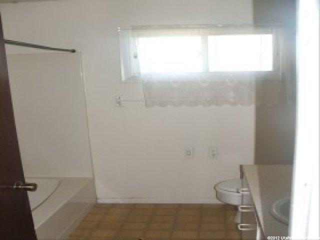 37 S 400 E, Hyrum, UT 84319 — photo 8