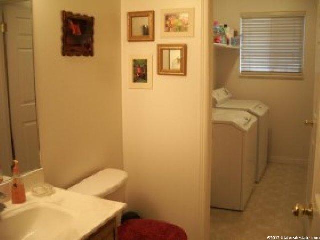 5394 S 3925 W, Roy, UT 84067 — photo 8