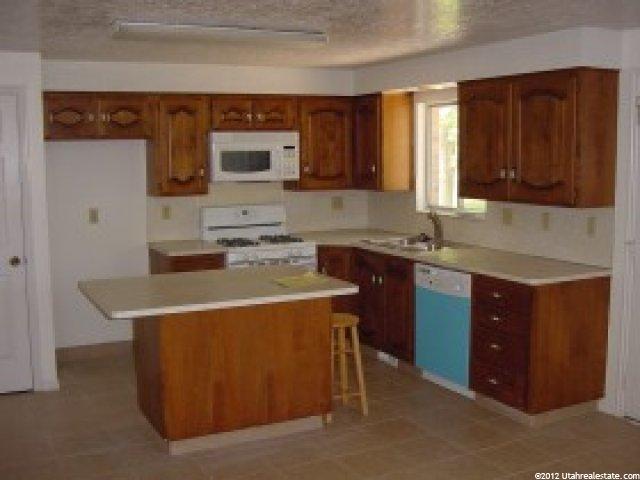 1283 N 25 E, Layton, UT 84041 — photo 2