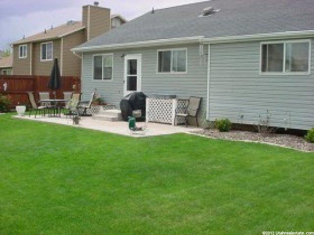 1174 N 100 W, Layton, UT 84041 — photo 2