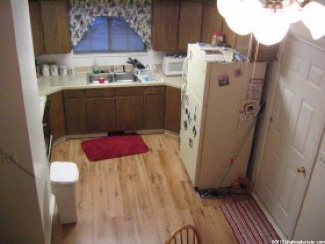 861 S Sunflower Dr E, Ogden, UT 84404 — photo 3