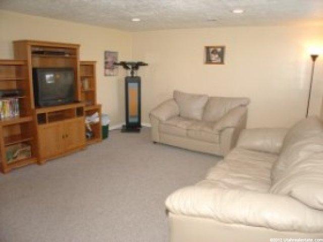 92 E 975 S, Layton, UT 84041 — photo 5