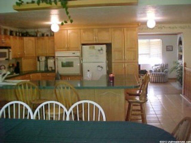 441 N 700 E, Kaysville, UT 84037 — photo 2
