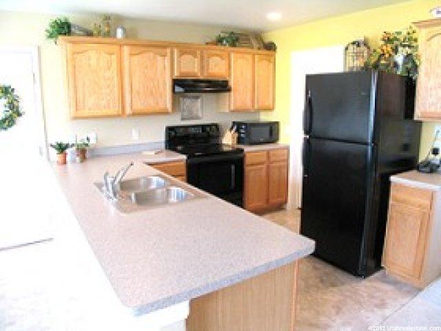 769 E 2000 S, Clearfield, UT 84015 — photo 4