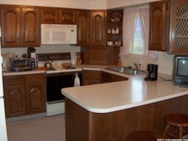 5134 S 1225 W, Riverdale, UT 84405 — photo 2