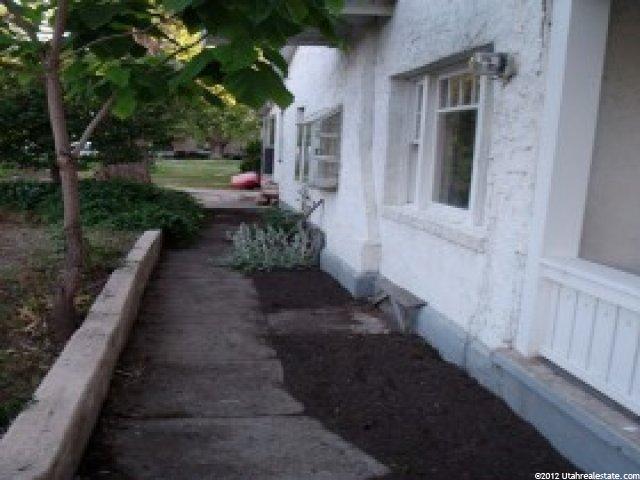 424 S 400 W, Centerville, UT 84014 — photo 6