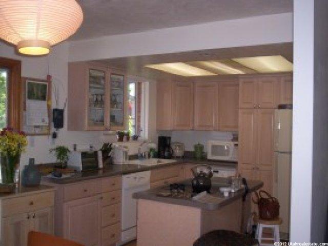 2167 W 4300 S #5, Roy, UT 84067 — photo 2