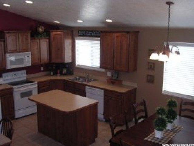 157 E 2225 S, Clearfield, UT 84015 — photo 3