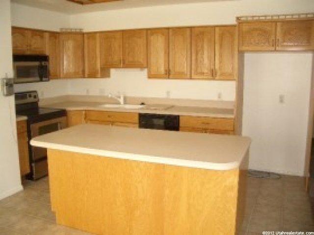1015 Barnes Dr, Kaysville, UT 84037 — photo 5