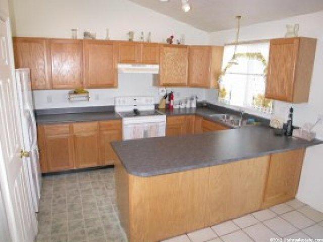 1301 N 2325 W, Layton, UT 84041 — photo 3