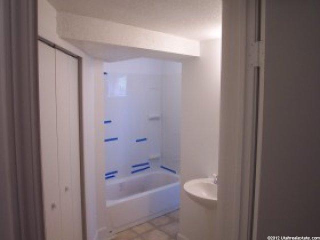 5310 S 2375 W, Roy, UT 84067 — photo 6