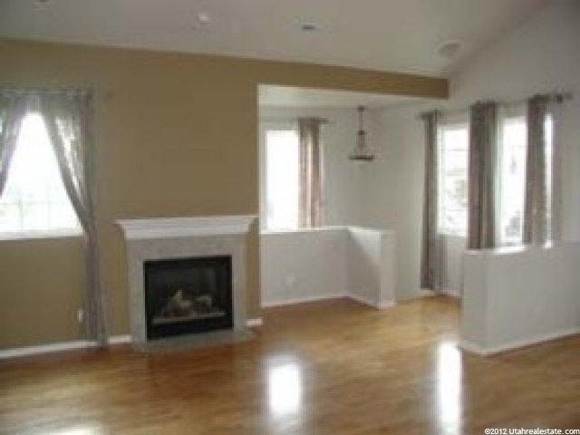 964 S Courtyard Ln, Centerville, UT 84014 — photo 3